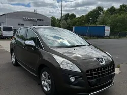 Braun Gebraucht 2009 Peugeot 3008 Van / Kleinbus | 3.499 € (Etwas zu teuer)