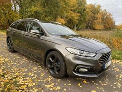 Grau Gebraucht 2020 Ford Mondeo Titanium Limousine | 19.000 € (Teuer)