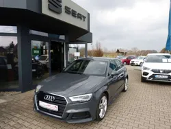 Nanograu metallic Gebraucht 2019 Audi A3 Sportback Sport Limousine | 15.950 € (Fairer Preis)