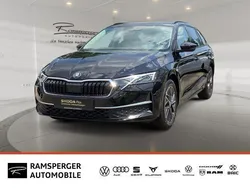 Schwarz (blackmagic perleffekt) Gebraucht 2024 Skoda Octavia Selection Kombi | 31.490 € (Guter Preis)