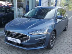 Chromablau metallic Neu 2024 Ford Focus Titanium X Kombi | 29.990 € (Guter Preis)