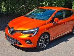 Orange Gebraucht 2021 Renault Clio V Intens Kleinwagen | 12.490 € (Guter Preis)