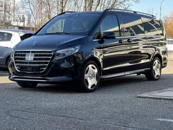 Schwarz Neu 2025 Mercedes V300 Exclusive Van / Kleinbus | 117.810 € (Teuer)