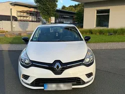 Weiß Gebraucht 2018 Renault Clio IV LIMITED Limousine | 7.200 € (Guter Preis)