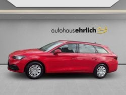 Rot Gebraucht 2023 Seat Leon ST Reference Kombi | 19.900 € (Fairer Preis)