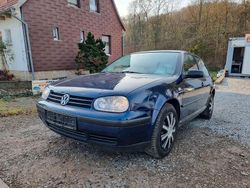 Blau Gebraucht 2001 VW Golf IV Edition Limousine | 1.700 € (Fairer Preis)
