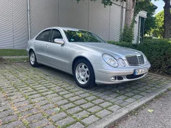 Grau Gebraucht 2007 Mercedes E200 Limousine | 5.200 € (Guter Preis)