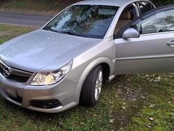 Silber Gebraucht 2006 Opel Vectra Limousine | 5.000 €