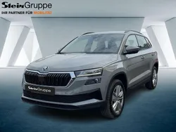 Grau Gebraucht 2024 Skoda Karoq Selection SUV | 28.280 € (Guter Preis)