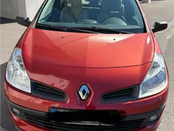 Gebraucht 2005 Renault Clio III Authentique Kleinwagen | 2.490 €