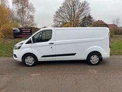 Weiß Gebraucht 2021 Ford Transit Custom Trend Van / Kleinbus | 14.999 € (Superpreis)