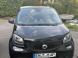 Schwarz Gebraucht 2017 Smart ForFour Basis Kleinwagen | 5.999 € (Fairer Preis)