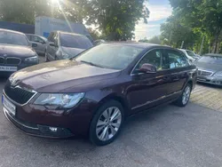 Rot Gebraucht 2014 Skoda Superb Elegance Limousine | 11.999 € (Fairer Preis)