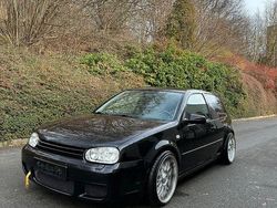 Schwarz Gebraucht 1999 VW Golf IV Basis Limousine | 2.290 € (Etwas zu teuer)