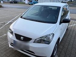 Weiß Gebraucht 2015 Seat Mii Kleinwagen | 8.000 € (Etwas zu teuer)