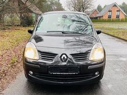 Schwarz Gebraucht 2006 Renault Modus Van / Kleinbus | 2.199 € (Fairer Preis)