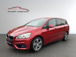 Rot Gebraucht 2015 BMW 220 Sport Line Van / Kleinbus | 12.499 € (Fairer Preis)