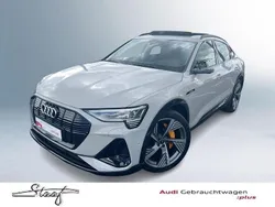 Siambeige metallic Gebraucht 2021 Audi e-tron Sportback Ambiente SUV | 42.490 € (Teuer)