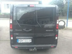 Schwarz Gebraucht 2015 Renault Trafic Expression Van | 13.449 € (Etwas zu teuer)