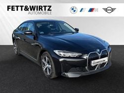Black sapphire metallic Gebraucht 2022 BMW i4 Limousine | 34.950 € (Guter Preis)