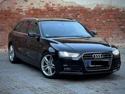 Schwarz Gebraucht 2013 Audi A4 S-Line Kombi | 9.800 € (Fairer Preis)