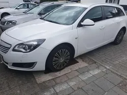 Weiß Gebraucht 2014 Opel Insignia Sport Kombi | 5.490 € (Superpreis)