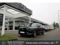 Onyxschwarz (metallic) Gebraucht 2020 Mazda MX30 Sky SUV | 15.240 € (Fairer Preis)
