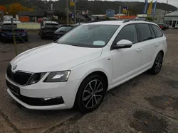 Bila candy/candyweiss Gebraucht 2019 Skoda Octavia Soleil Kombi | 16.590 € (Fairer Preis)