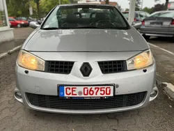 Grau Gebraucht 2005 Renault Mégane Cabriolet Cabrio | 1.290 €