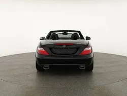 Schwarz Gebraucht 2013 Mercedes SLK200 Cabrio | 20.995 € (Etwas zu teuer)