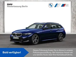 Blau Gebraucht 2024 BMW 330 Shadowline Kombi | 51.880 €