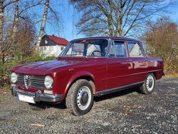 Rot Gebraucht 1971 Alfa Romeo Giulia 1300 Super Limousine | 15.500 €