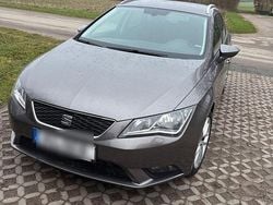 Grau Gebraucht 2015 Seat Leon ST 4Drive Kombi | 7.100 € (Fairer Preis)