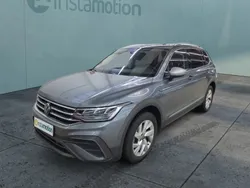 Grau Gebraucht 2024 VW Tiguan Allspace SUV | 36.527 € (Fairer Preis)
