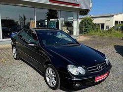 Schwarz Gebraucht 2008 Mercedes CLK200 Avantgarde Coupé | 8.950 € (Fairer Preis)