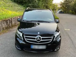 Schwarz Gebraucht 2016 Mercedes V250 Van / Kleinbus | 35.350 € (Fairer Preis)