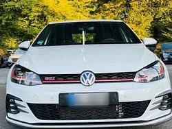 Weiß Gebraucht 2019 VW Golf VII GTI Limousine | 24.600 € (Etwas zu teuer)