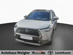 Grau Neu 2025 Toyota Corolla Cross SUV | 41.490 € (Etwas zu teuer)