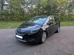 Schwarz Gebraucht 2016 Opel Zafira Tourer Edition Van / Kleinbus | 12.500 € (Teuer)