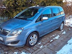 Silber Gebraucht 2011 Opel Zafira Design Edition Van / Kleinbus | 6.600 € (Fairer Preis)