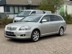 Silber Gebraucht 2007 Toyota Avensis Executive Kombi | 4.999 € (Fairer Preis)