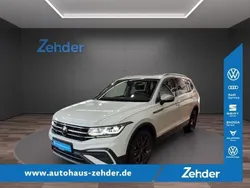 Pure white Gebraucht 2024 VW Tiguan Allspace Life SUV | 43.931 € (Fairer Preis)