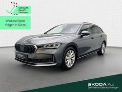 Graphitegrau metallic Gebraucht 2025 Skoda Superb Selection Kombi | 34.930 €
