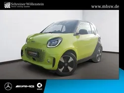 Grün Gebraucht 2021 Smart ForTwo Electric Drive Passion Exclusive Coupé | 10.280 € (Guter Preis)