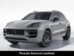 Kreide Gebraucht 2025 Porsche Cayenne Turbo E-Hybrid SUV | 174.790 €