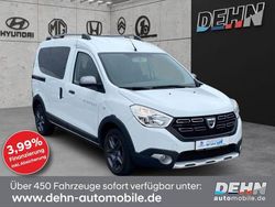 Weiß Gebraucht 2017 Dacia Dokker Celebration Van / Kleinbus | 11.950 € (Fairer Preis)