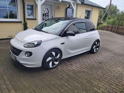 Weiß Gebraucht 2013 Opel Adam Kleinwagen | 6.900 € (Etwas zu teuer)