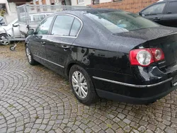 Schwarz Gebraucht 2005 VW Passat Limousine | 1.500 € (Fairer Preis)