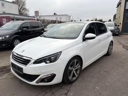 Weiß Gebraucht 2015 Peugeot 308 Allure Limousine | 8.290 € (Guter Preis)