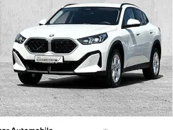 Weiß Gebraucht 2024 BMW X2 Shadowline SUV | 37.700 €